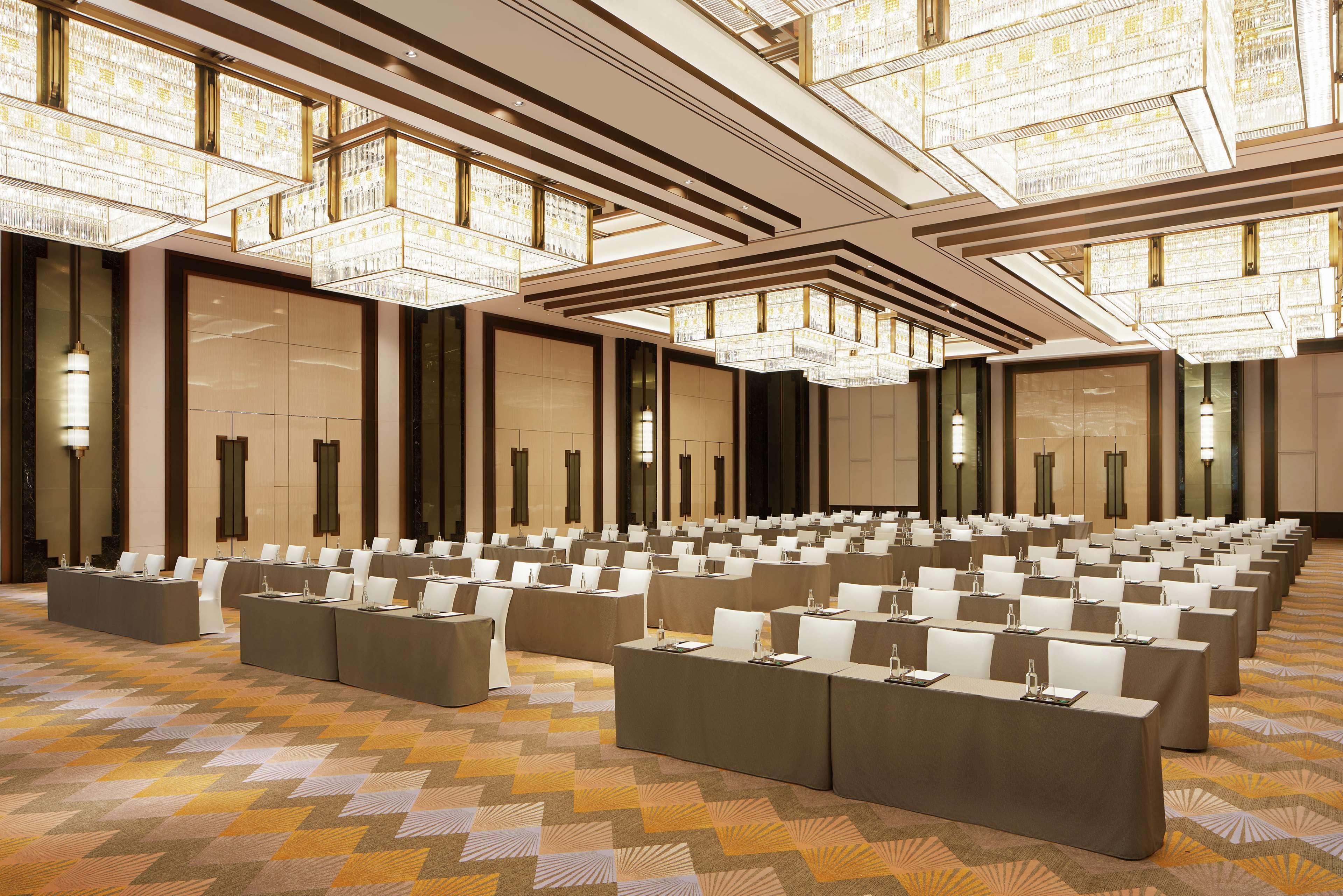 Conrad Tianjin Hotell Exteriör bild