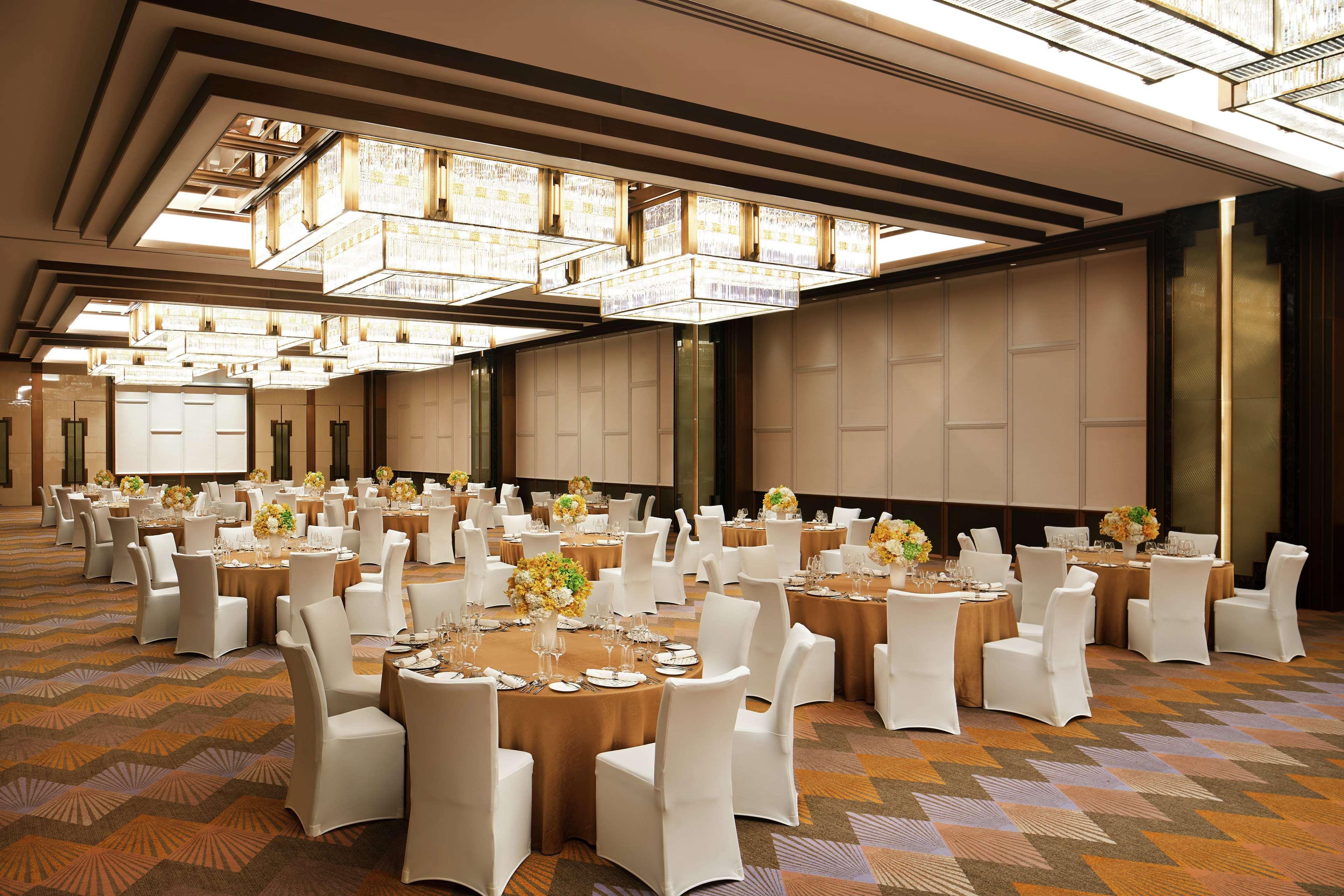 Conrad Tianjin Hotell Exteriör bild