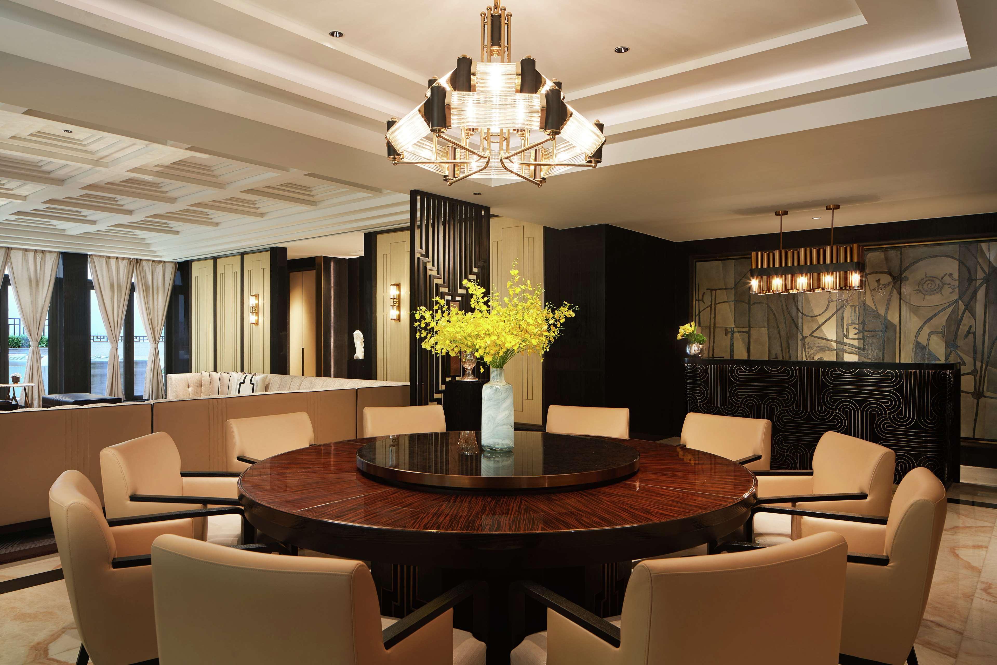 Conrad Tianjin Hotell Exteriör bild