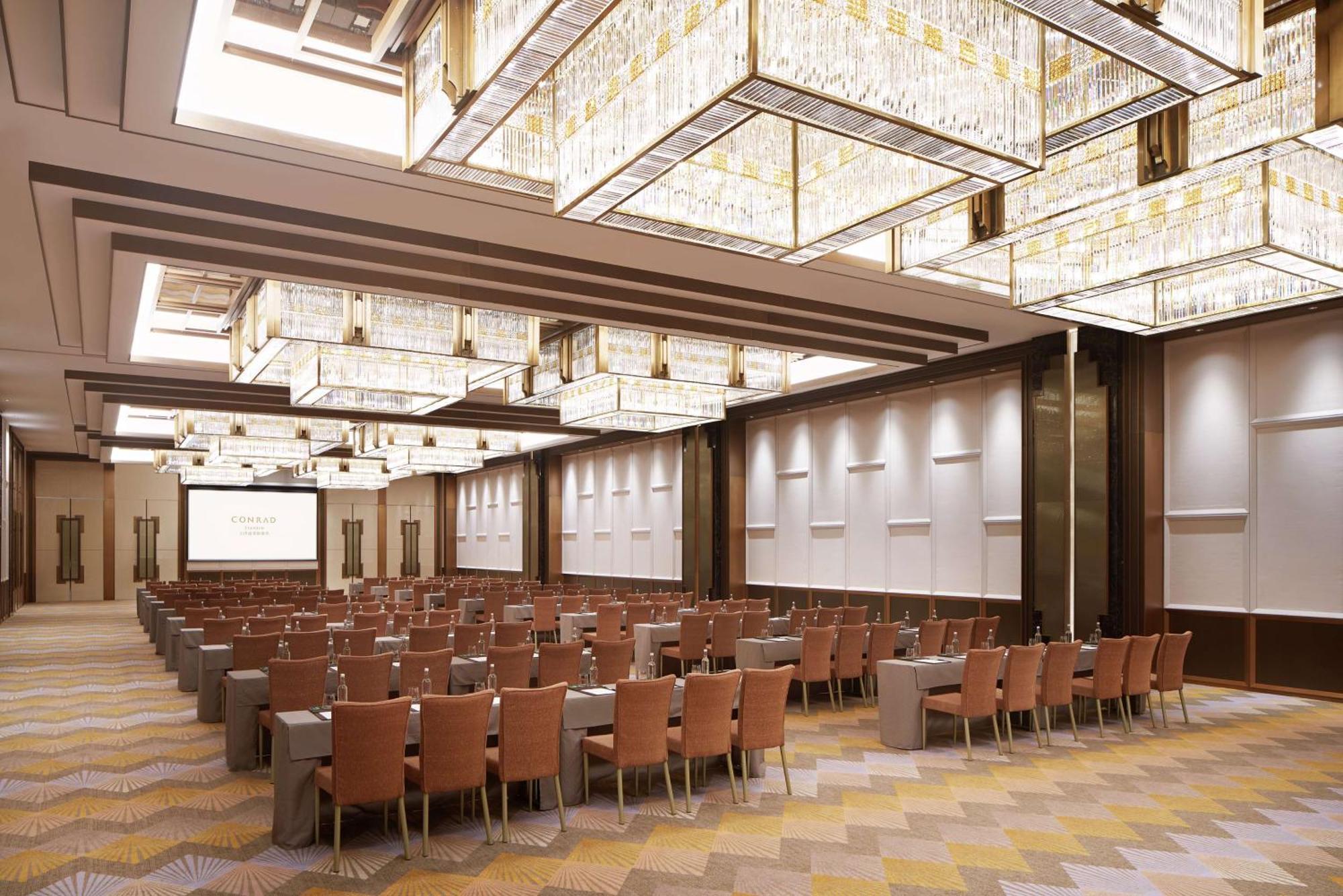 Conrad Tianjin Hotell Exteriör bild