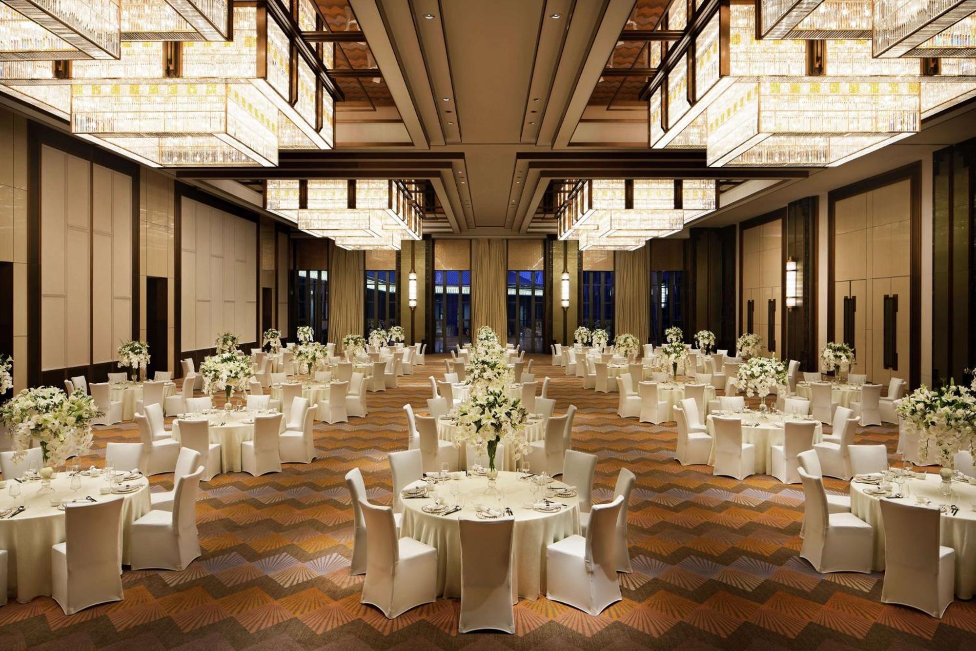 Conrad Tianjin Hotell Exteriör bild
